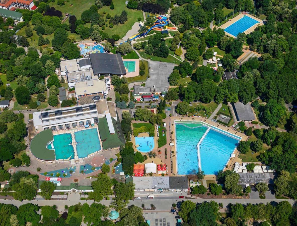 Ametiszt Hotel Harkany Exterior photo