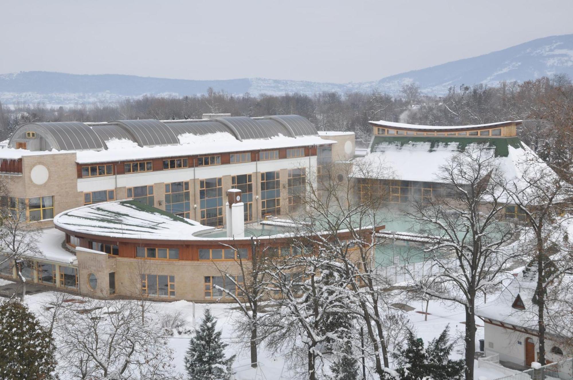 Ametiszt Hotel Harkany Exterior photo